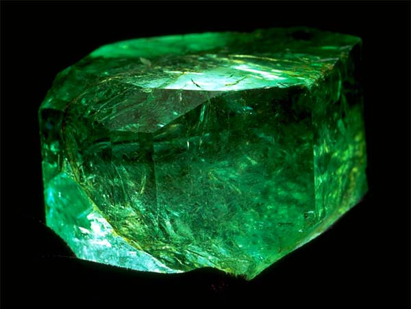 Miners Seek Coveted 'AO' Status for Colombian Emeralds