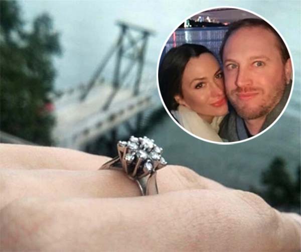 Baby Octopus Leads Divers to Lost Engagement Ring; Smartest Invertebrates Love B