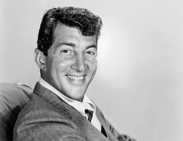 Music Friday: Crooner Dean Martin Buys a Wedding Ring in 1958's 'Buona Sera'